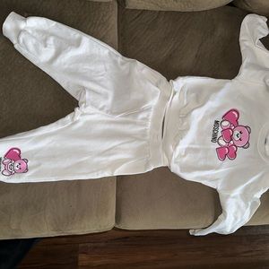 Moschino White Kids Sweatshirt and Sweatpants Set with Pink Bear Graphic